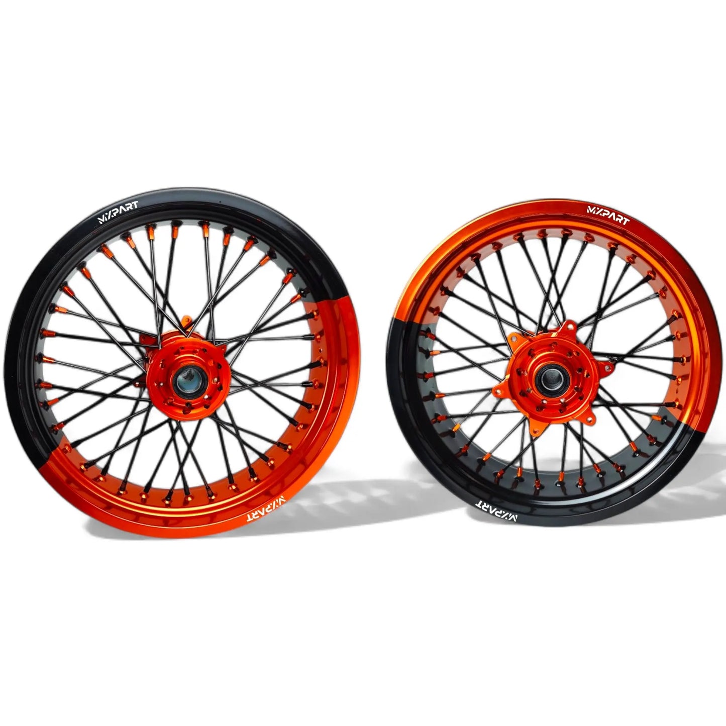Jantes Supermotard bicolores orange et noir personnalisées MXPART avec moyeux CNC
